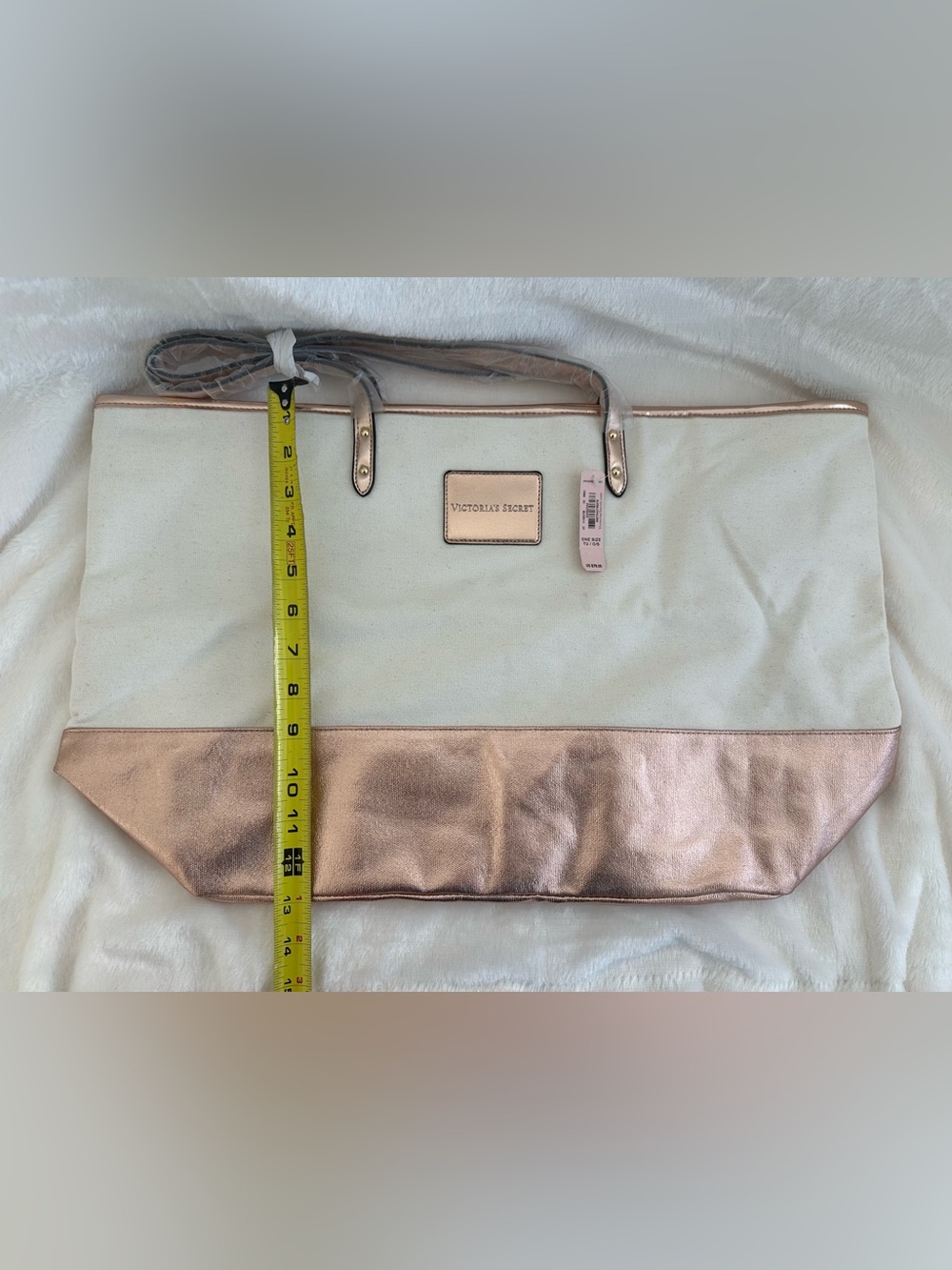 NWT Victoria's Secret Rose Gold Glam Canvas Large Zip Tote Weekender Bag - Picture 8 of 9